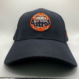 New Era Houston Astros Hat, style 39Thirty, size Medium-Large